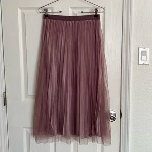 Pleated midi skirt